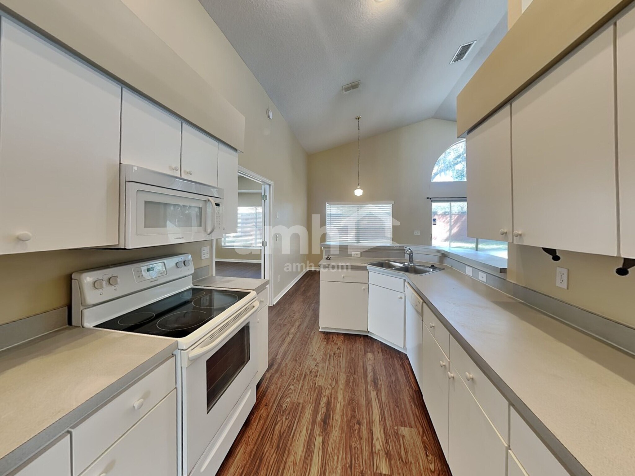 Building Photo - 321 Sterling Lake Dr