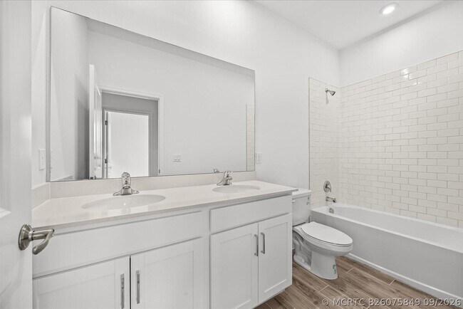 Building Photo - 9982 SW Torquay Dr