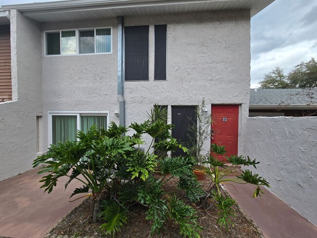 Primary Photo - Orlando - 3 Bedroom, 2 Bathroom - $2,295.00