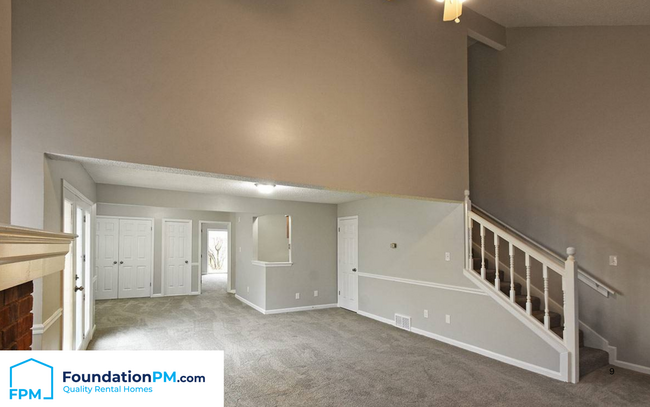 Building Photo - 5162 Walton Lake