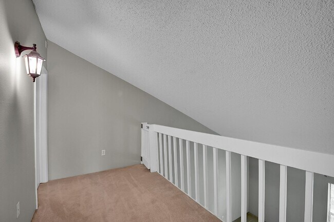 Building Photo - $1,900.00 - 2 Bedroom, 1 Bathroom, Condo i...