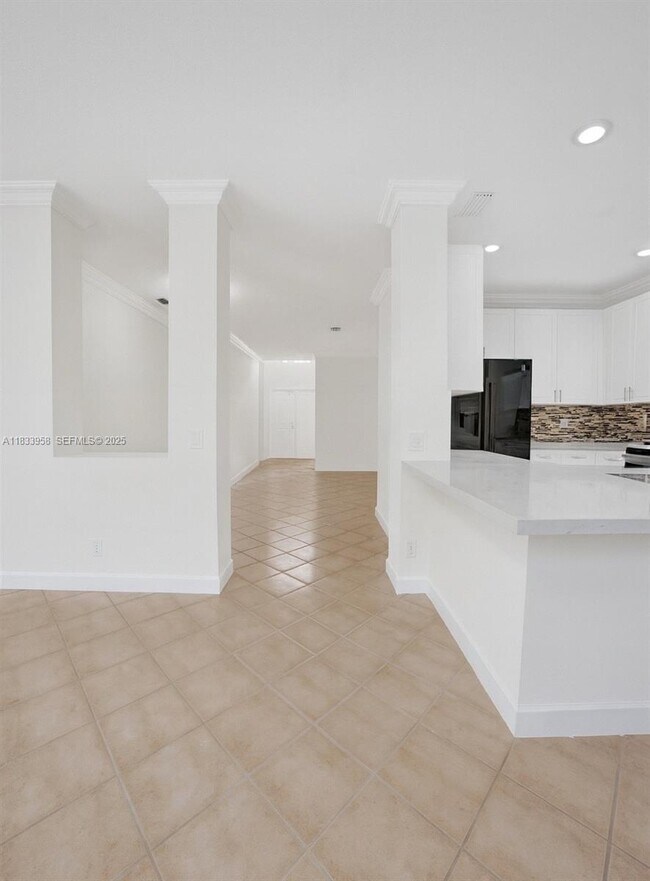 Building Photo - 797 Chimney Rock Rd