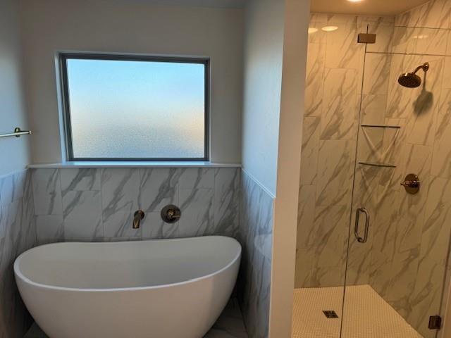 Building Photo - 2421 Heather Rd