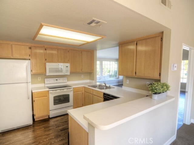 Building Photo - 44 Corniche Dr