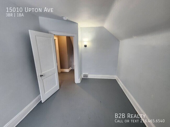 Building Photo - 15010 Upton Ave