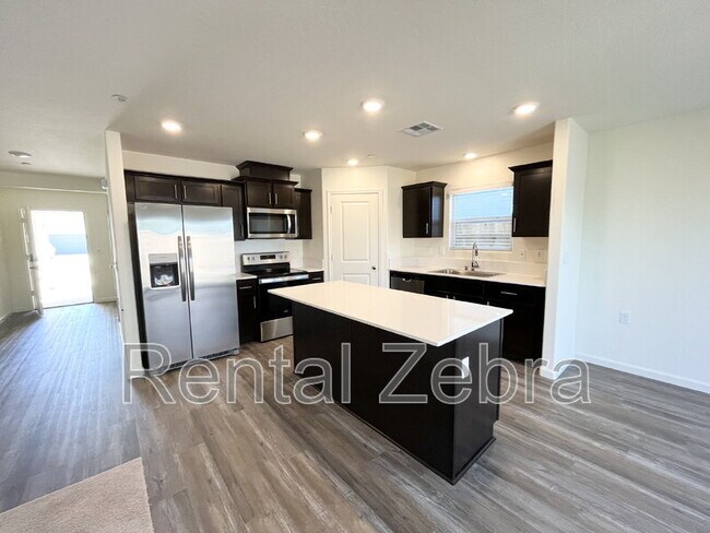 Building Photo - 4063 Cinnabar Ct