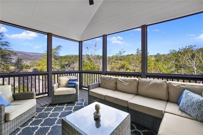 Building Photo - 309 Trappers Bluff