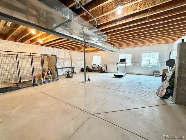Building Photo - 3260 Jonquil St