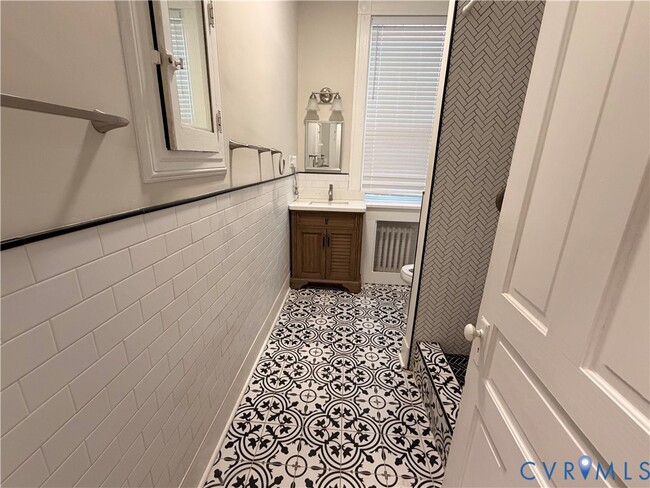 Building Photo - 2107 Park Ave