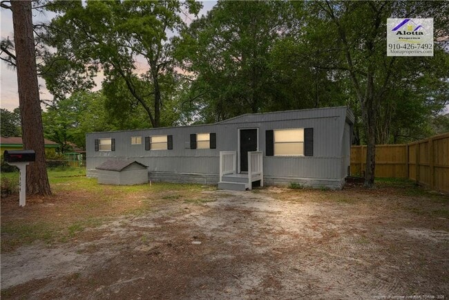 Building Photo - 4404 Piedmont Ave