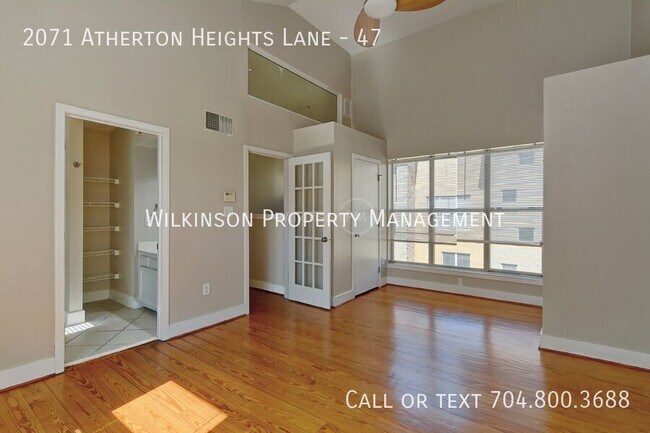 Building Photo - 2071 Atherton Heights Ln