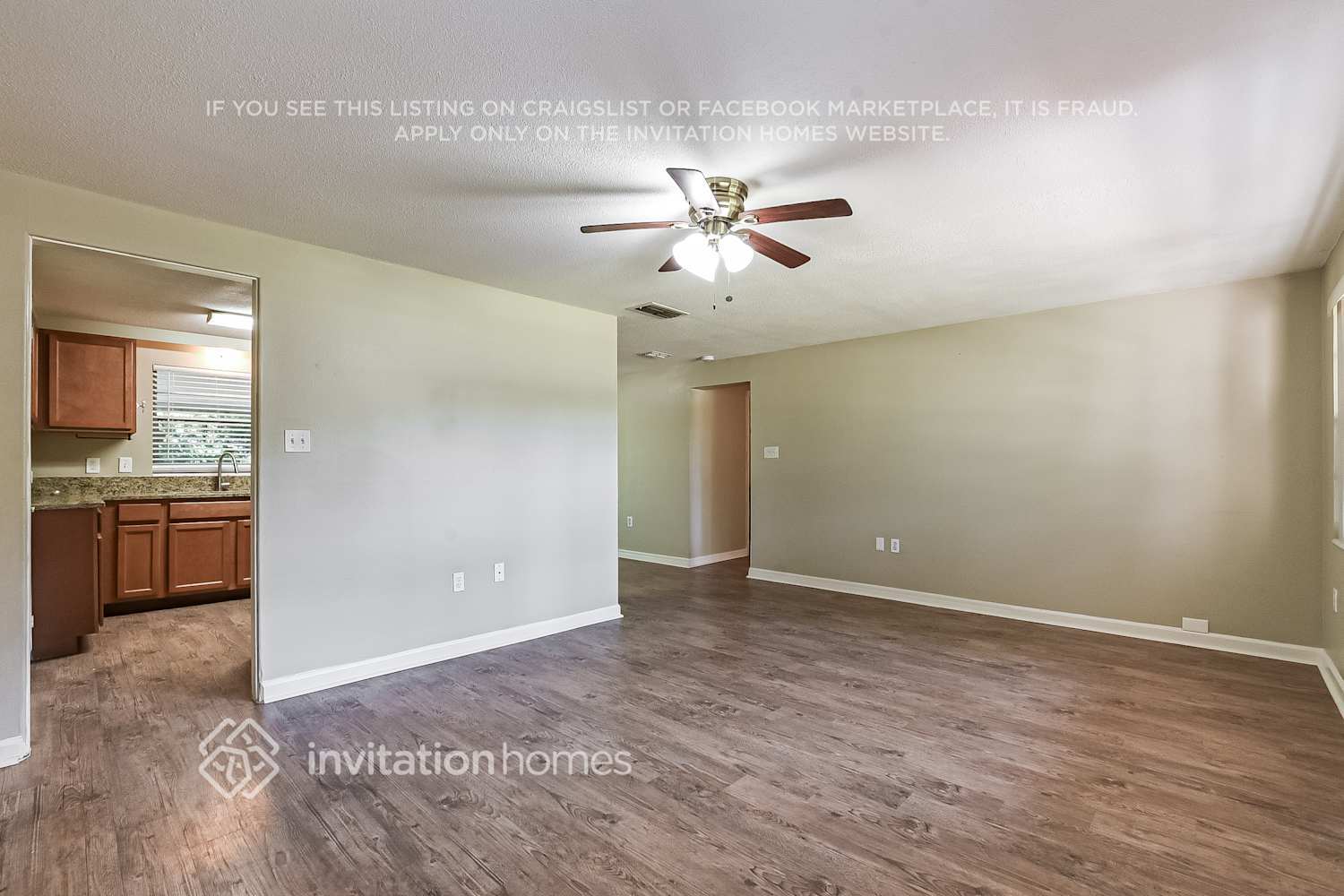 Building Photo - 2231 Camellia Dr