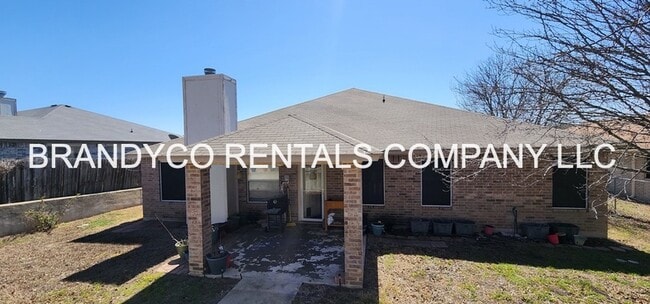 Building Photo - 4509 Twin Oaks Cir