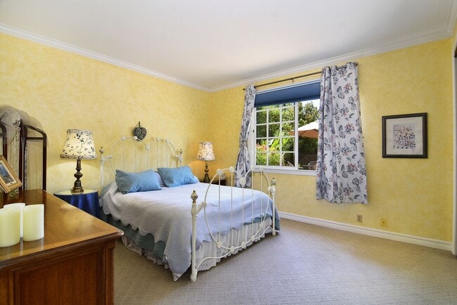 Building Photo - 29360 Castlehill Dr