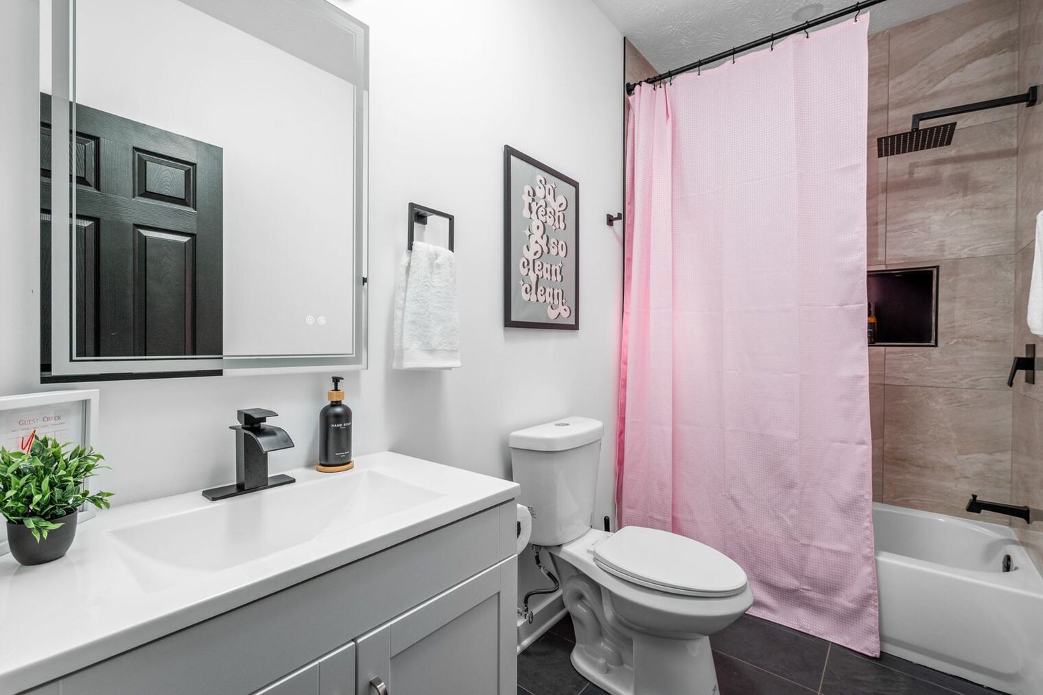 Building Photo - 337 Sanders St