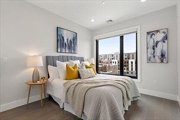 Building Photo - 34 A St