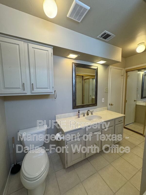 Building Photo - 6308 Winton St