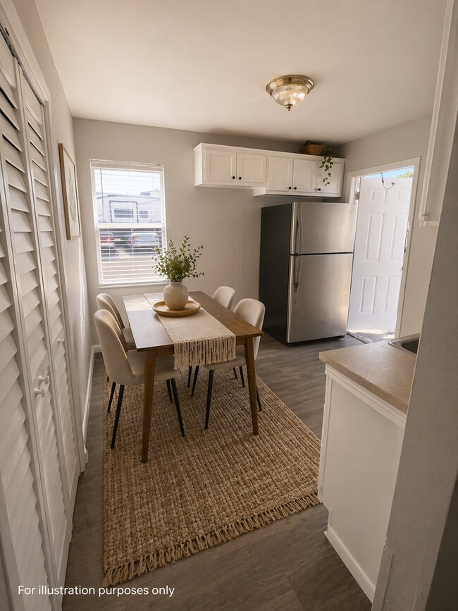 Building Photo - 920-920 11th Ave N