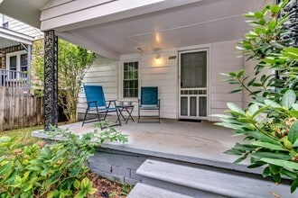 Building Photo - 120 Fountain Way