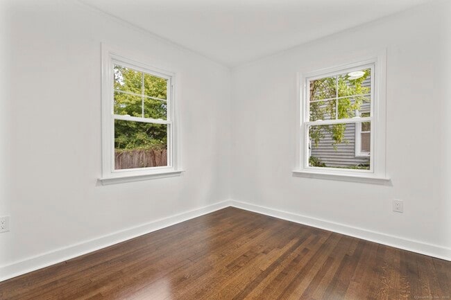 Building Photo - 203 Gorham Ave