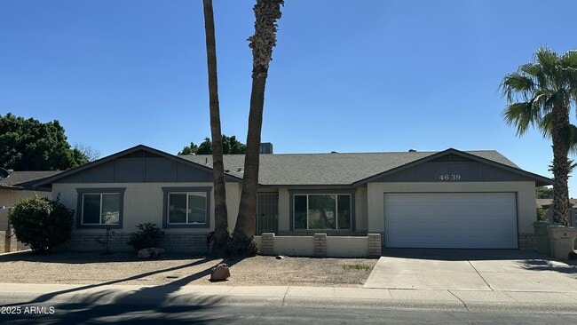 Primary Photo - 4639 W Ruth Ave