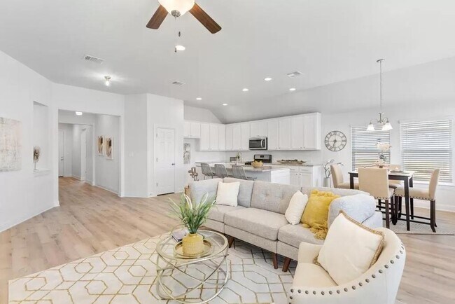 Building Photo - 20925 Akbash Ln