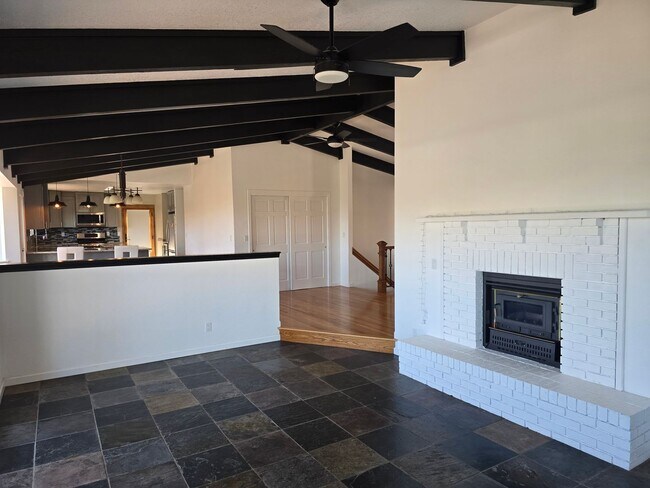 Building Photo - *Pending* Spacious 5 Bedroom Home With Valley Views In SW Reno!