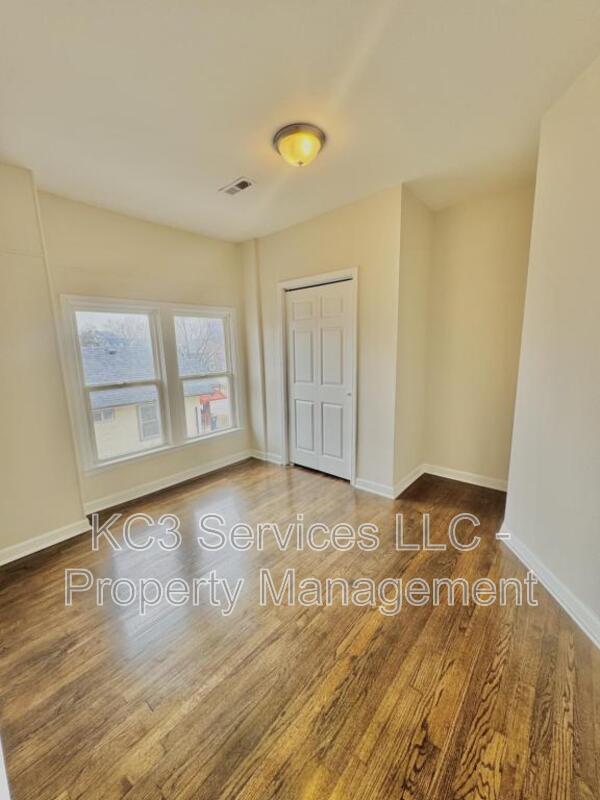 Building Photo - 129 Brooklyn Ave