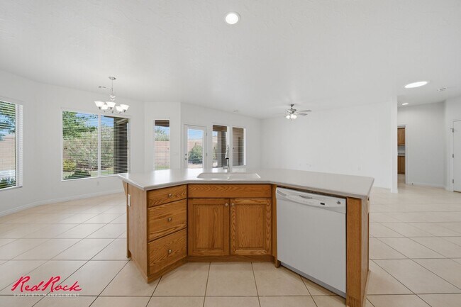 Building Photo - 1546 Morane Manor Dr