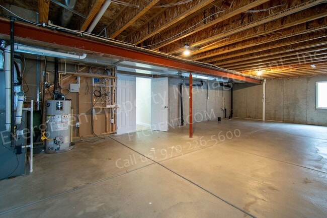 Building Photo - 2214 Bow Side Dr