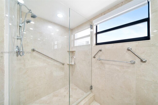Building Photo - 2301 S Ocean Dr