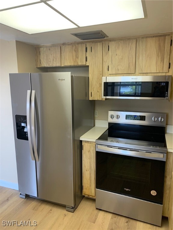 Building Photo - 6142 Whiskey Creek Dr
