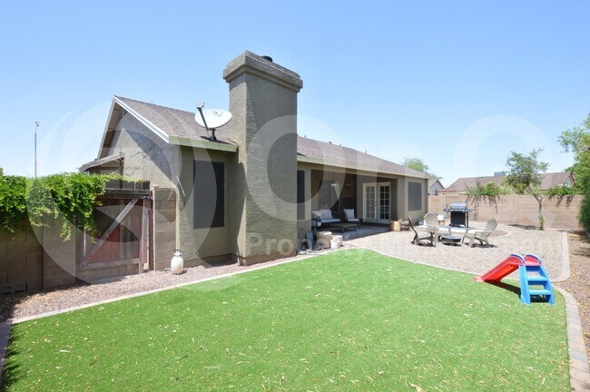 Building Photo - 6609 N 85th Dr