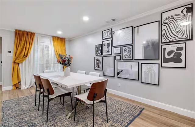 Building Photo - 9005 Villa Park Cir