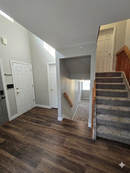 Building Photo - 11609 River Run Cir