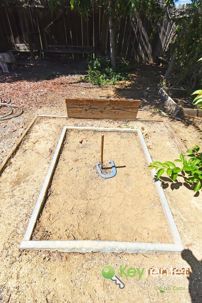 Building Photo - Renovated 4 Bedroom Home with Gourmet Kitchen & Lush Backyard in Concord