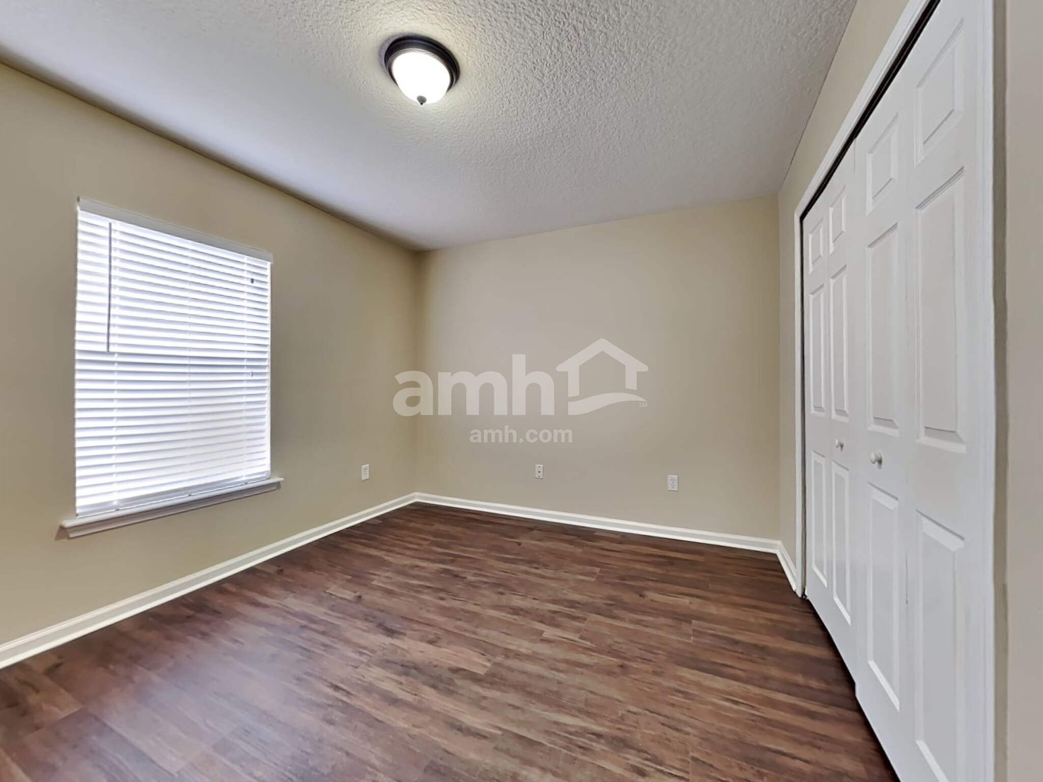 Building Photo - 8227 Stelling Dr