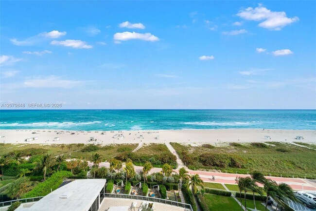 Building Photo - 5875 Collins Ave