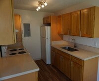 Building Photo - 2 Bedroom, 1 Bath in Waipio Gentry
