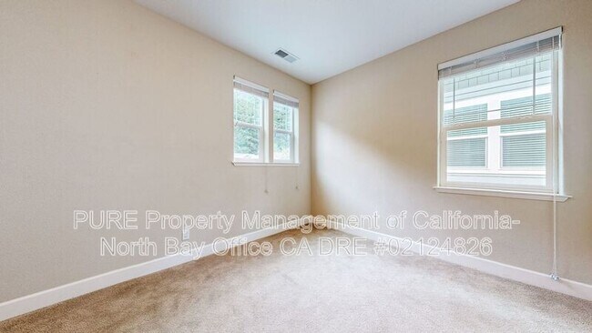 Building Photo - 14600 Jomark Ln