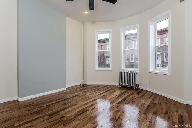 Building Photo - 21 Dewey Pl