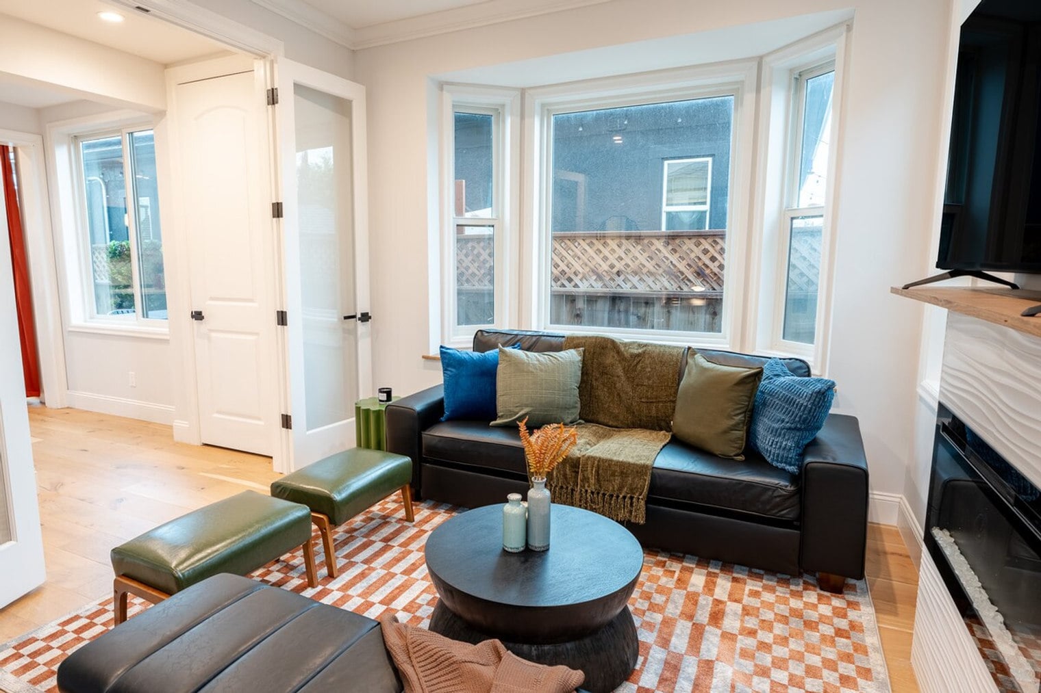 Building Photo - 2732 Fair Oaks Ave