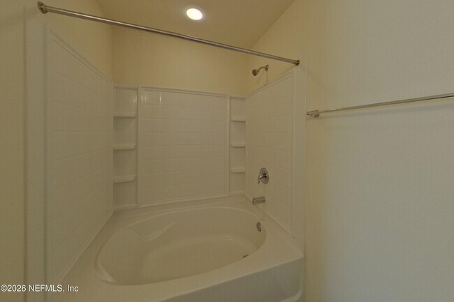 Building Photo - 3323 Canyon Falls Dr