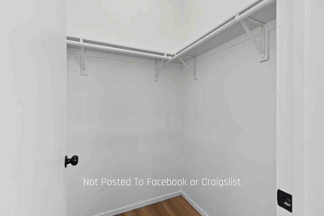 Building Photo - 2850 Nye St