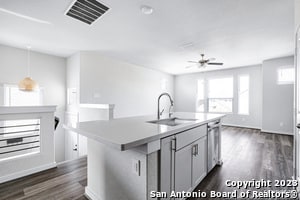 Building Photo - 7910 Needle Crk