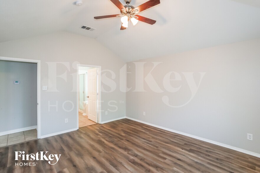 Building Photo - 6908 Edgefield Dr