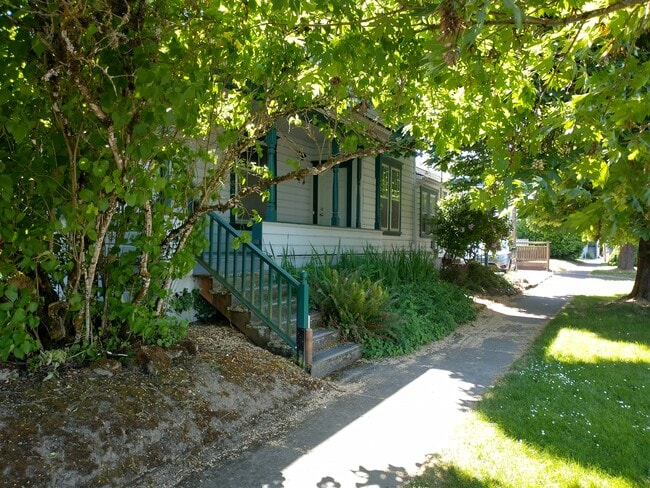 Primary Photo - Historic John Rickard House