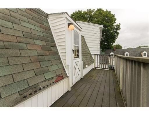 Building Photo - 31 Eastburn St