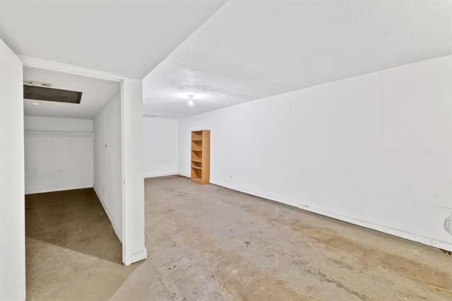 Building Photo - 6808 Eastridge Dr