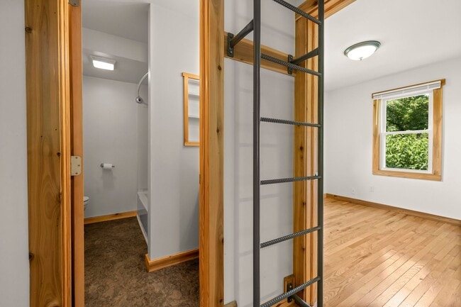 Building Photo - Unique 2-Bedroom, 1-Bathroom with Loft Spa...